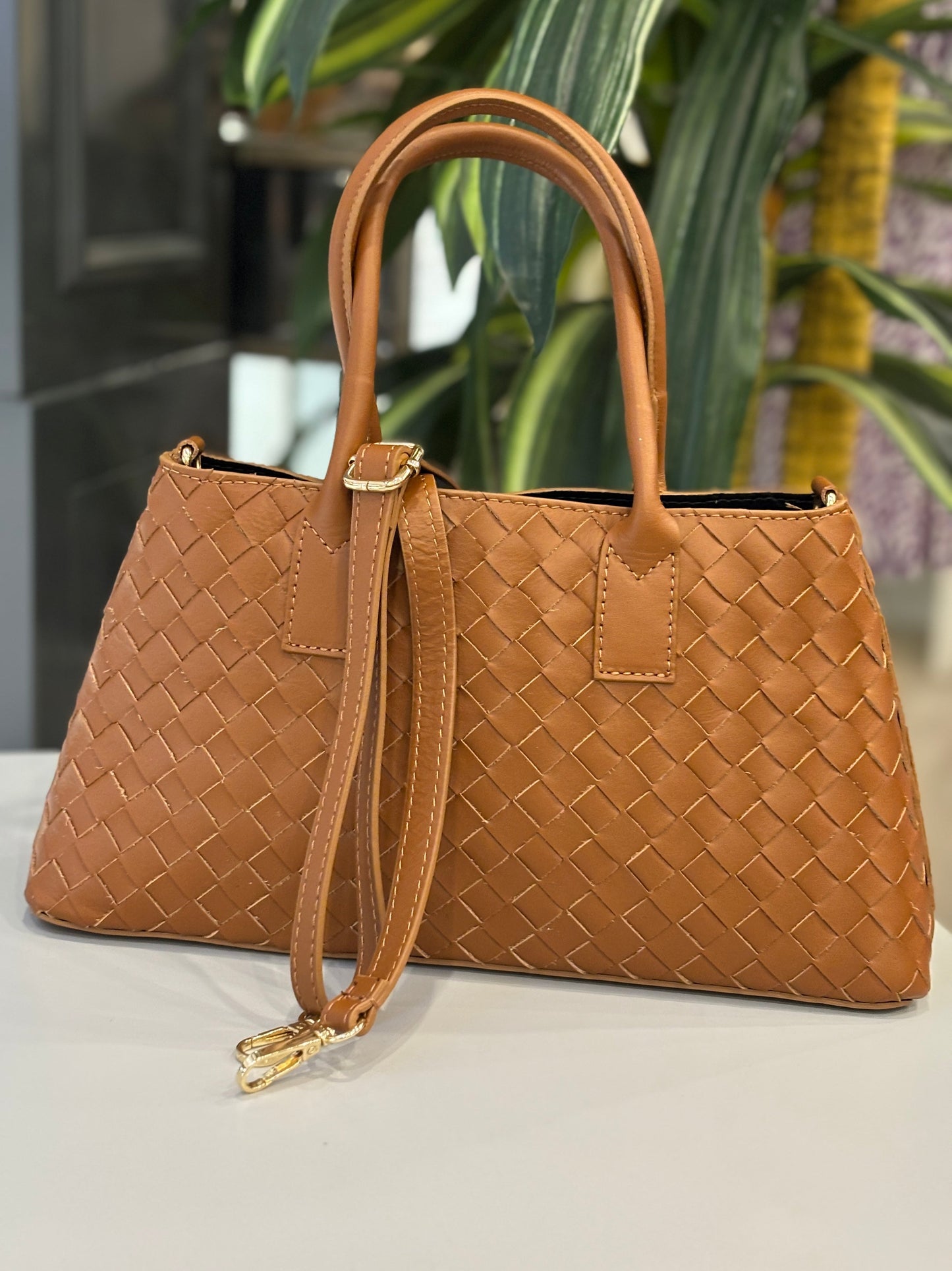 Trento Leather Lattice Bag - Tan