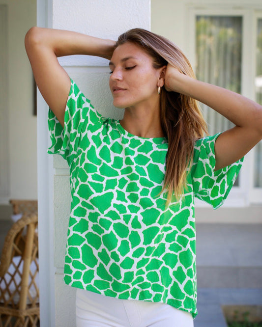 Mimi Top - Green Giraffe